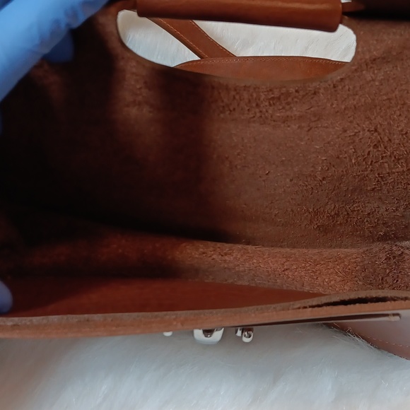 The No.17 Hunt Bag - Picture 7 of 8